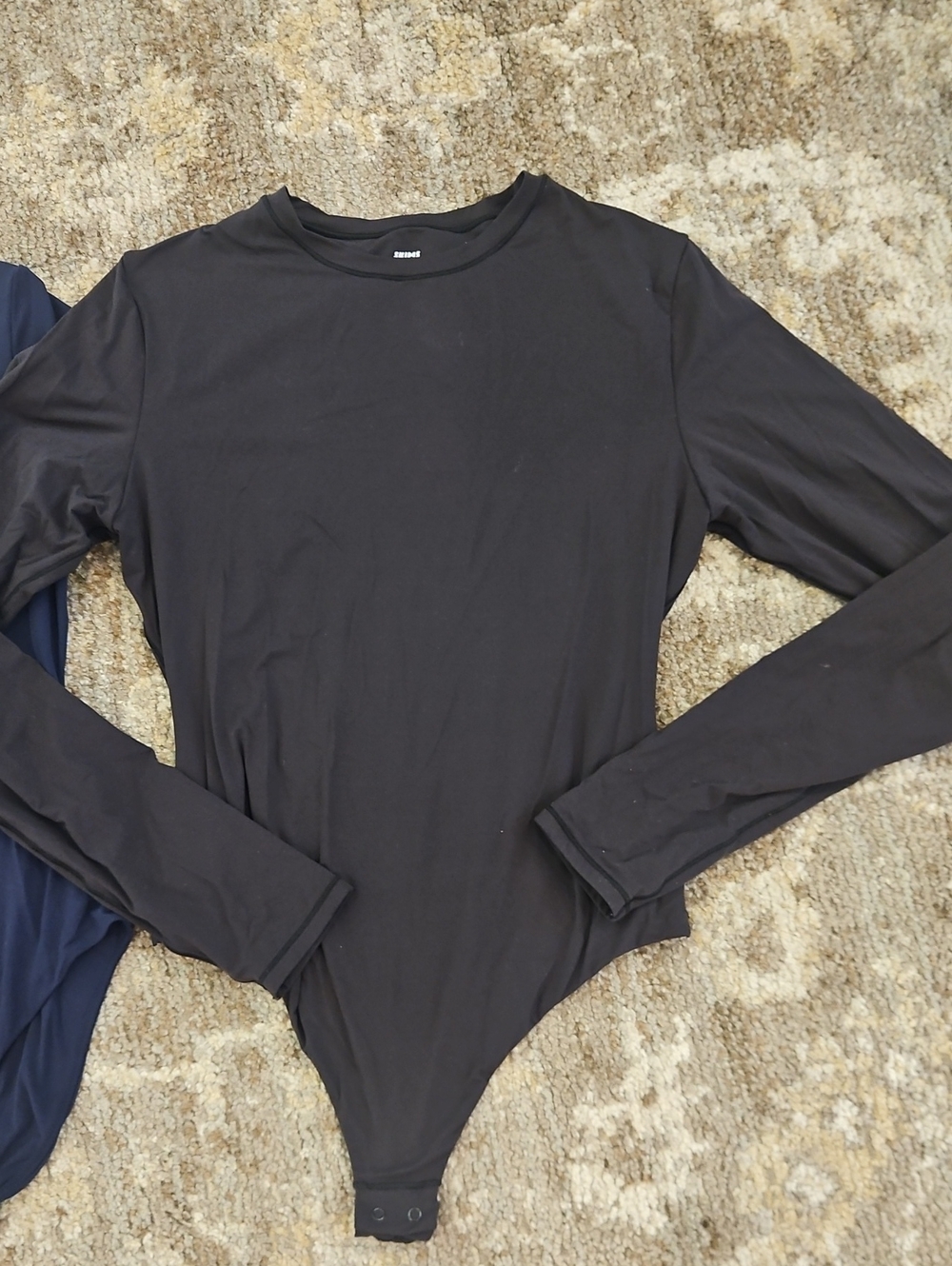 Skims Body Suits - Picture 2 of 7